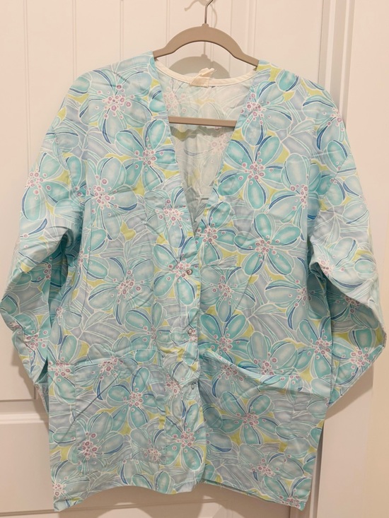 Tafford Tops - Floral Light Blue Scrub Top